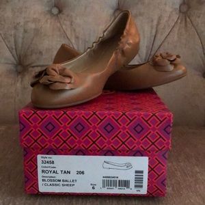 Tori Burch Royal Tan Blossom Ballet Shoes